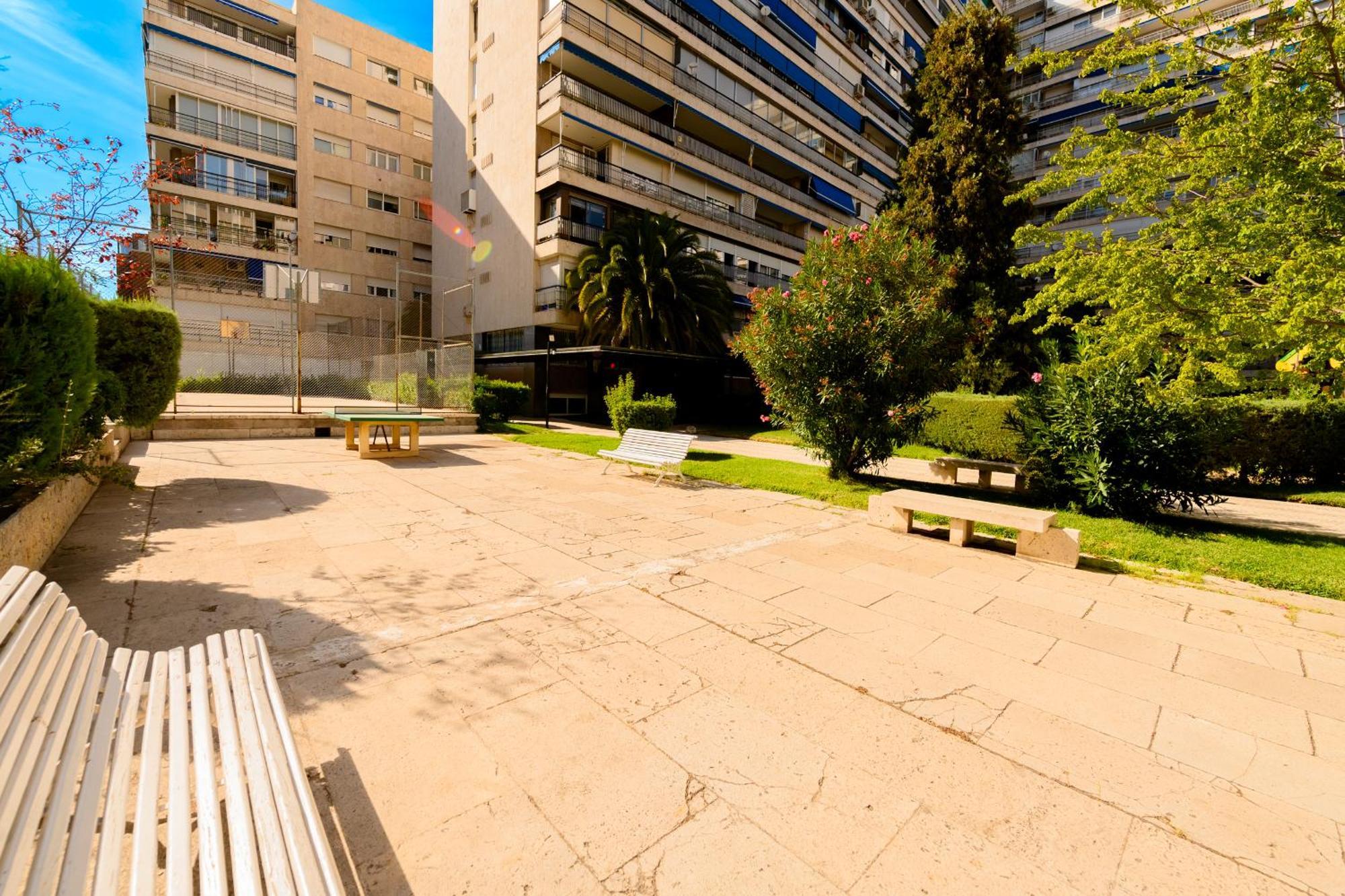 Apartamento For Amplia Y Comoda Casa Temporal De Cuatro En Chamberi Mau5 Madri