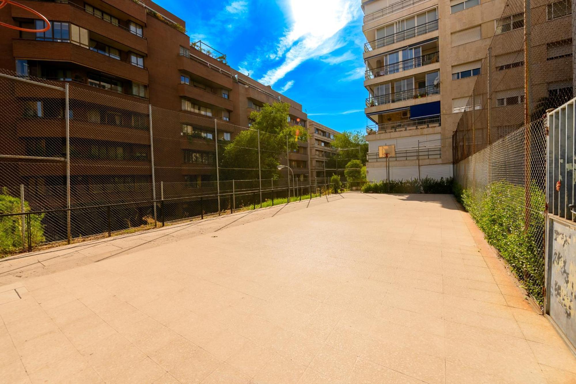 Apartamento For Amplia Y Comoda Casa Temporal De Cuatro En Chamberi Mau5 Madri